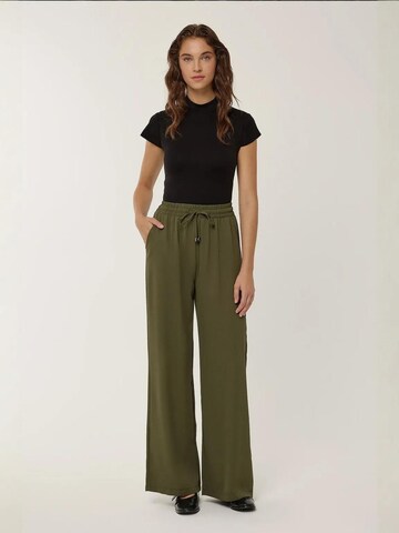 Hiccup Wide Leg Hose in Grün