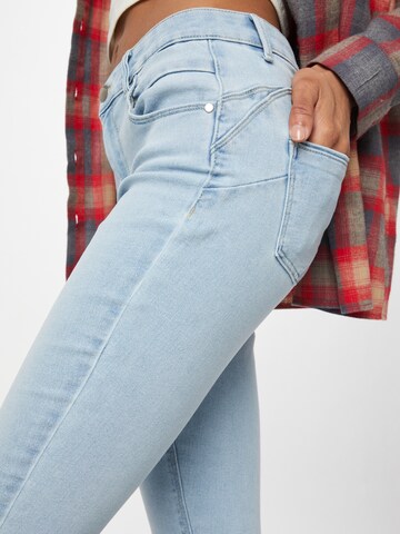 Skinny Jean 'Daisy' ONLY en bleu