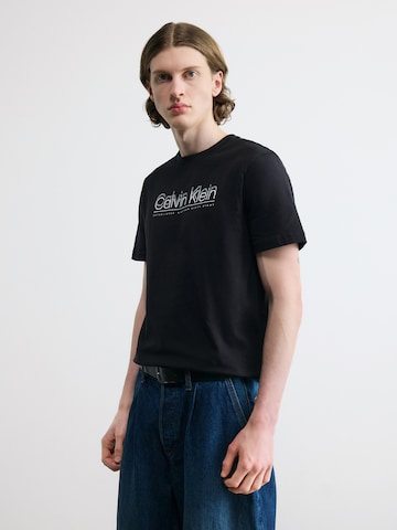 Calvin Klein Shirt in Black: front