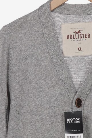 HOLLISTER Sweater & Cardigan in XL in Grey