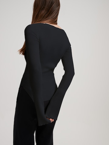 RÆRE by Lorena Rae Sweater 'Eleni' in Black