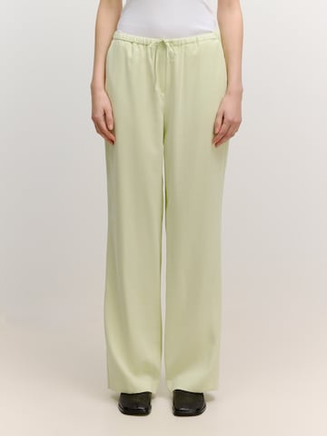 EDITED Zvonové kalhoty Kalhoty 'Bjelle' – zelená: přední strana