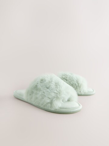 Next Тапки в Зеленый