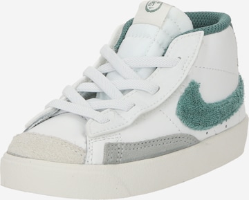 Nike Sportswear Trainers Blazer 77 SE in White ABOUT YOU