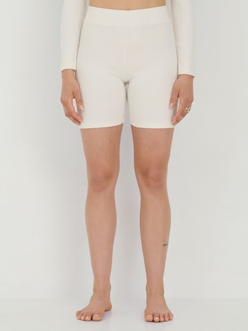 ABOUT YOU x Sofia Tsakiridou Skinny Shorts 'Malin' in Weiß: predná strana