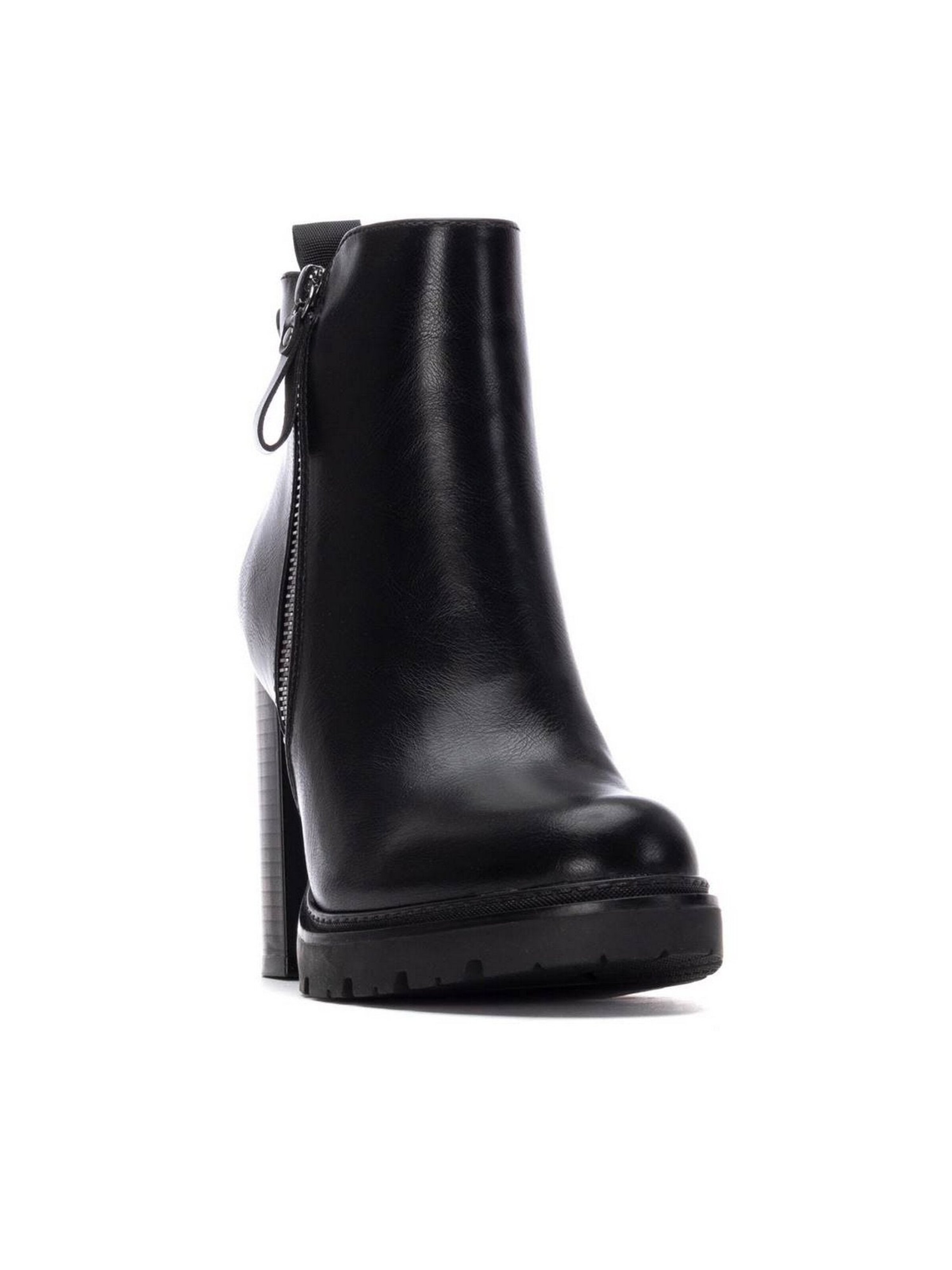 Boots 'Tronchetto Tacco Alto Donna - 172923' di Refresh in nero