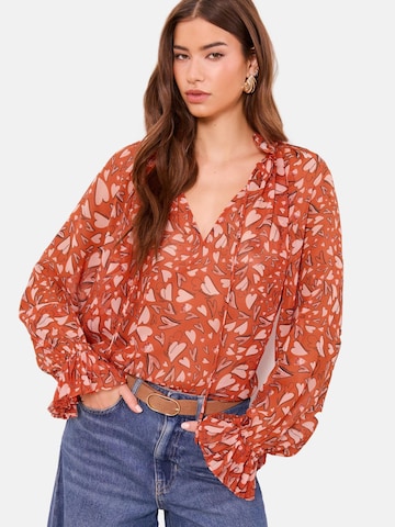 Lipsy Blúzka - Červená: predná strana