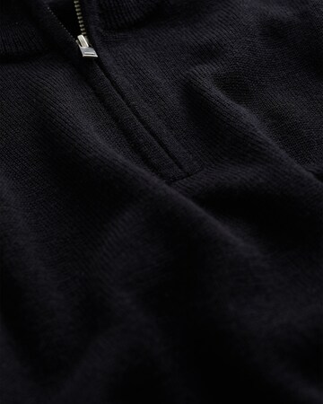 WE Fashion Sweater in Black