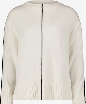 Betty Barclay Sweater in Beige: front