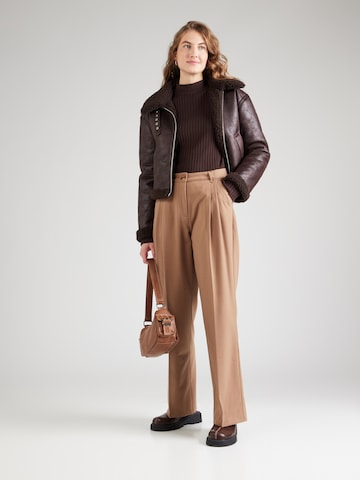 Smith&Soul Regular Pressveckad byxa i brun