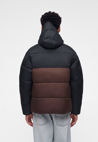 ELLESSE - Chaqueta de invierno 'Ascari 2 Retro' en negro