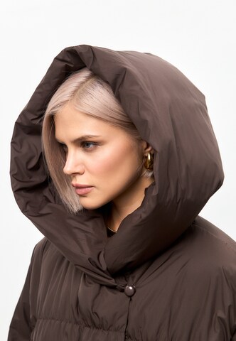 Manteau d’hiver CESARE GASPARI en marron