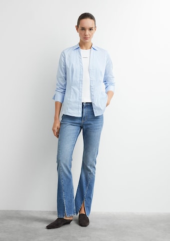 évasé Jean COMMA en bleu