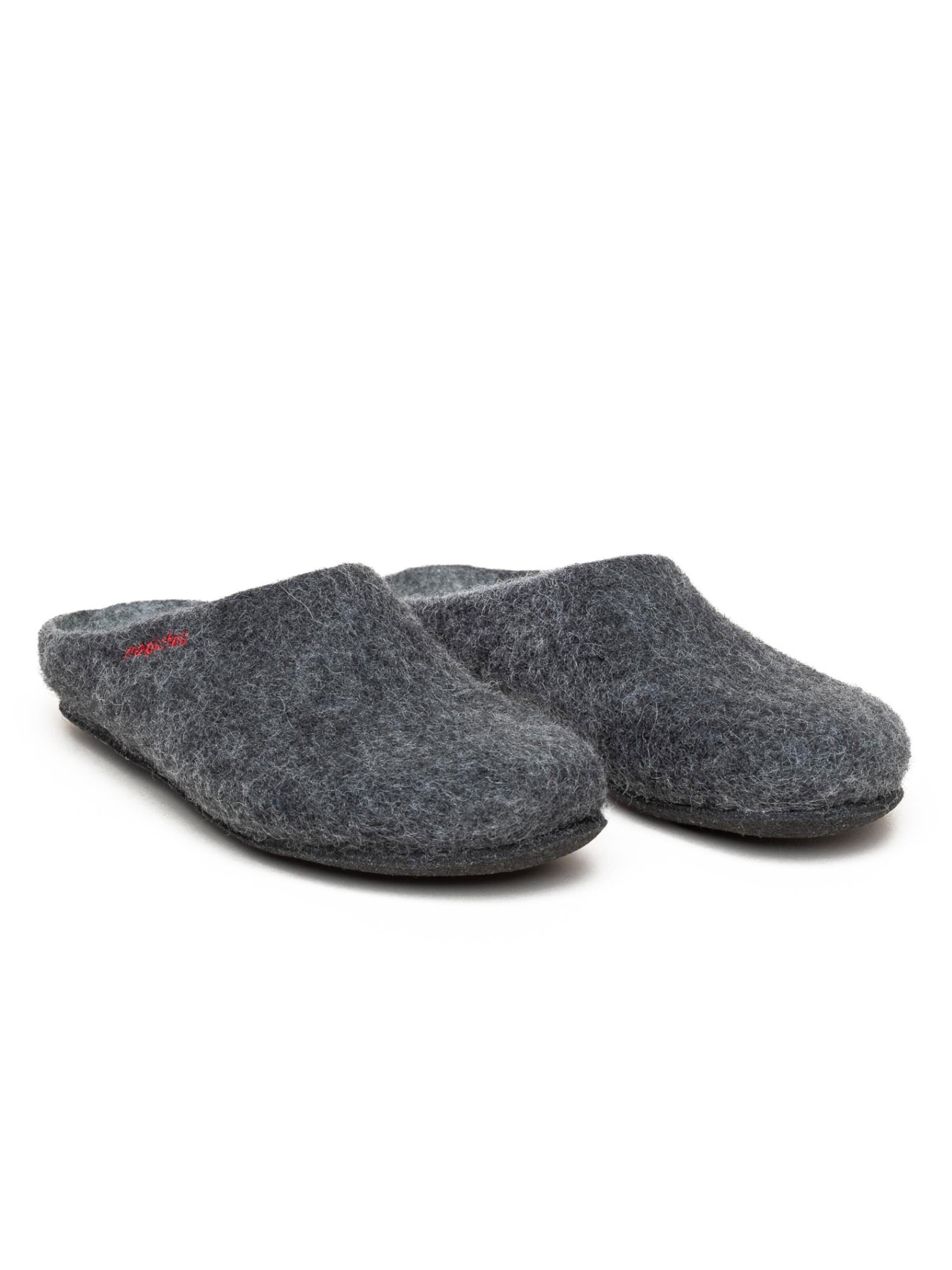 MagicFelt Slippers 'Filzpantoffel Magicfelt 709' in Grey