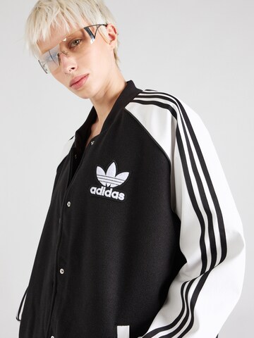 ADIDAS ORIGINALS Prechodná bunda - Čierna