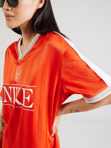 Nike Sportswear Тениска в оранжево