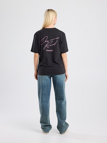 America Today Shirt in Black