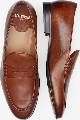 Chaussure basse 'Verona' LOTTUSSE en marron