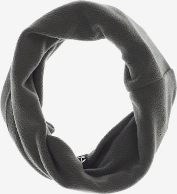 Champion Scarf & Wrap in One size in Green: front