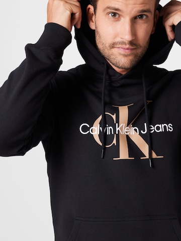 Felpa 'Essentials' di Calvin Klein Jeans in nero
