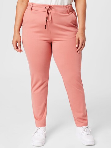 Regular Pantalon ONLY Carmakoma en rose : devant