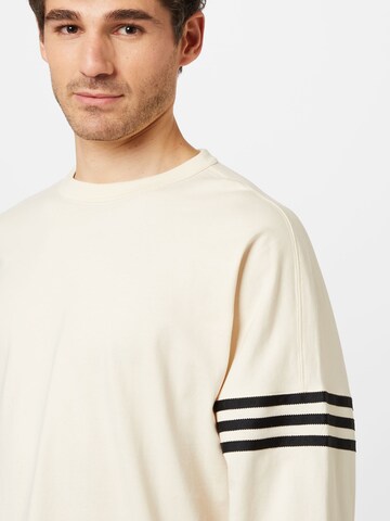 ADIDAS ORIGINALS Koszulka 'Adicolor Neuclassics' w kolorze beżowy
