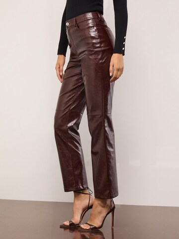 Lipsy Slim fit Trousers in Red