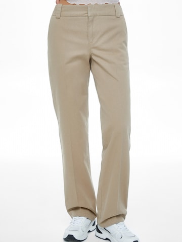 Pull&Bear Loose fit Pants in Beige: front