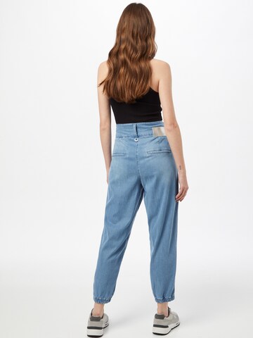 Effilé Jeans cargo 'RICH KIRA' MAC en bleu