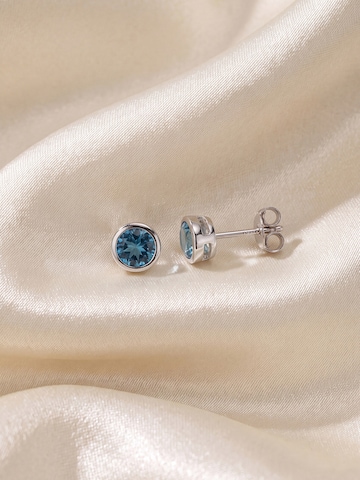 Jobo Earrings in Blue