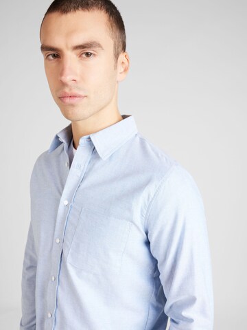 Coupe regular Chemise AÉROPOSTALE en bleu