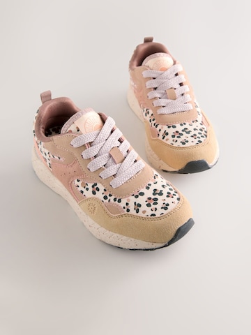 Sneaker de la Next pe portocaliu