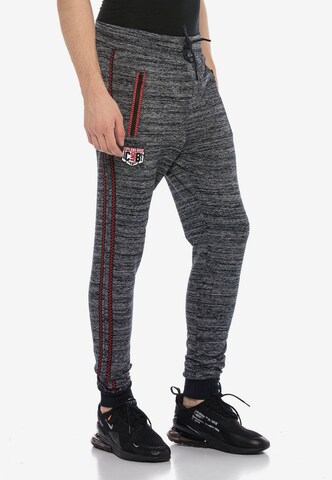 CIPO & BAXX Regular Pants in Grey