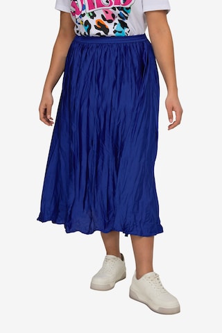 Angel of Style Skirt in Blue: front