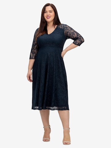 SHEEGO Abendkleid in Blau: predná strana