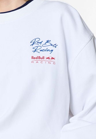 Red Bull Racing x Pepe Jeans Sweatshirt 'Driving' in Wit