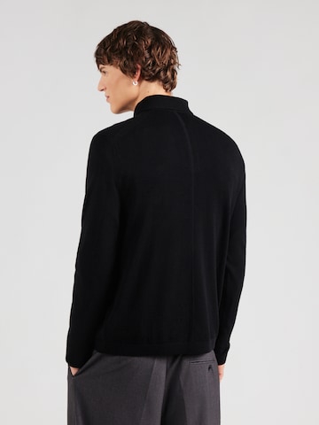 Pulover de la Calvin Klein pe negru