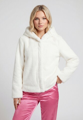 CHUBBA - Casaco meia-estação 'Fashion Look' em branco: frente