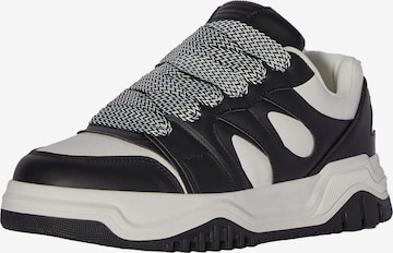 Bershka Sneakers laag in Zwart: voorkant