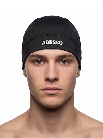 Berretto sportivo 'Skull Cap' di ADESSO in nero: frontale