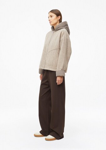 s.Oliver Jacke in Braun: Seite