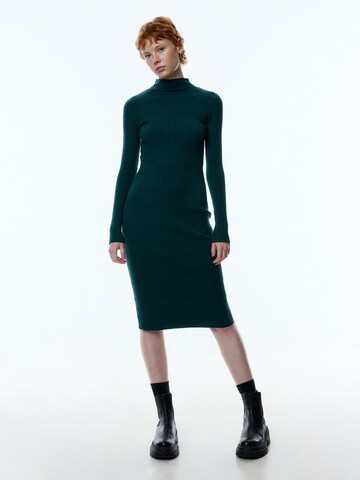 Rochie 'Hada' de la EDITED pe verde