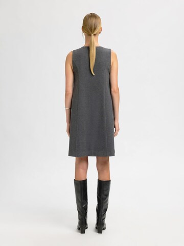 SELECTED Kjole i grå