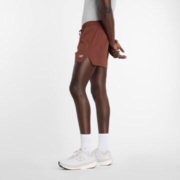 Regular Pantalon de sport 'RC 5' new balance en marron
