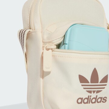Sac à bandoulière 'Adicolor Classic Festival ' ADIDAS ORIGINALS en blanc