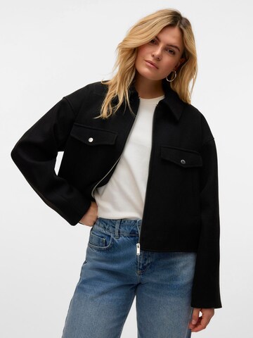 VERO MODA Overgangsjakke 'FORTUNEFREJ' i sort