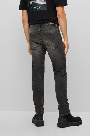 BOSS Regular Jeans 'Taber' in Black