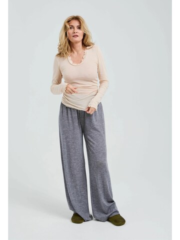 Seamless Basic Paita ' Romance ' värissä beige