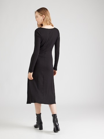 Robe 'Floria' ABOUT YOU en noir