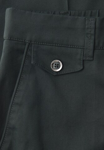 STREET ONE Slim fit Chino Pants in Green